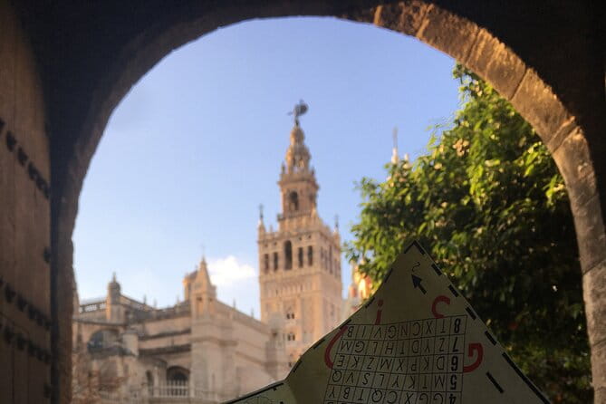 Urban Adventure Game in Seville with an app - Entering the City’s Heart: Starting at Plaza de la Encarnación