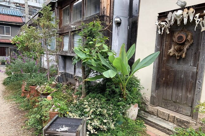 Urban Canvas: Osaka Street Art Bike Tour - Uncovering Nakazaki-chos Hidden Gems