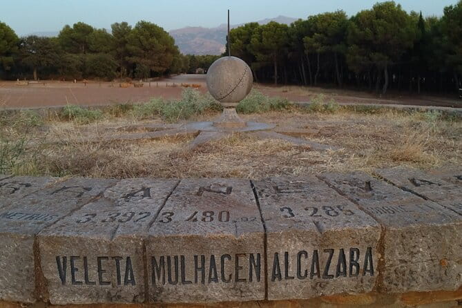 Urban Hiking, Dehesa del Generalife. Around The Alhambra. Granada - Discovering Granada from a Different Angle: The Dehesa del Generalife Hike