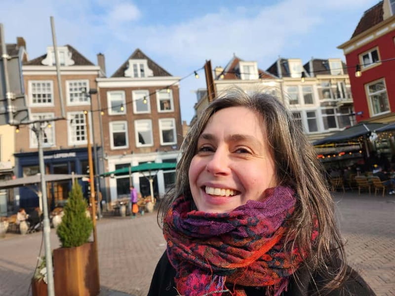 Utrecht: Family-Friendly Walking Tour with Guide - Exploring Utrecht through Stories: A Detailed Look