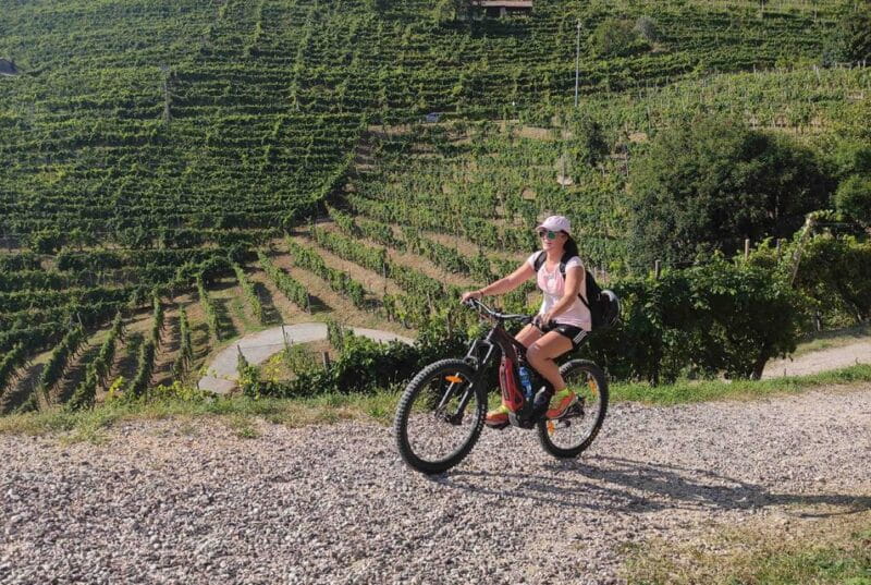 Valdobbiadene: Guided E-Bike Tour in Prosecco Hills - The Itinerary: From Hidden Gems to Vineyards