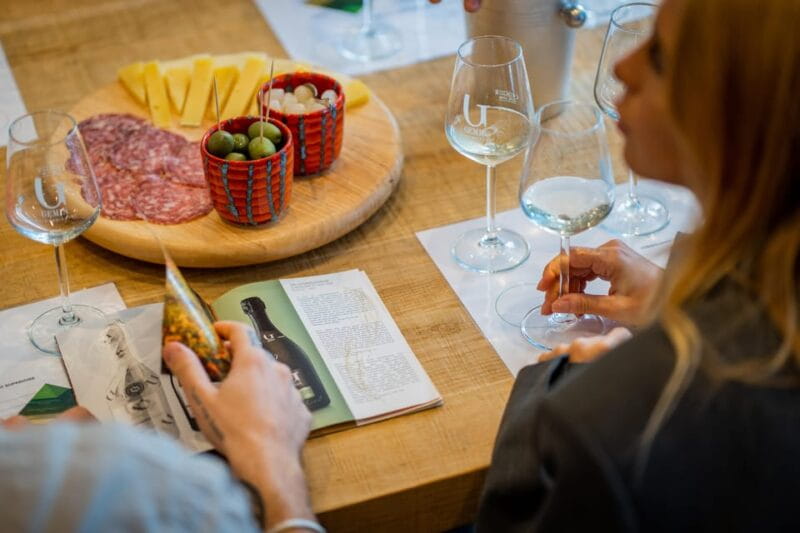 Valdobbiadene: Prosecco Tasting Experience - Discovering Valdobbiadene and Its Sparkling Charm