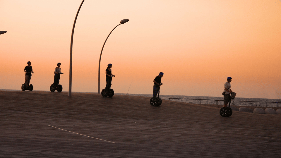 Valencia: 1 Hour Segway Tour at Night - Tour Overview