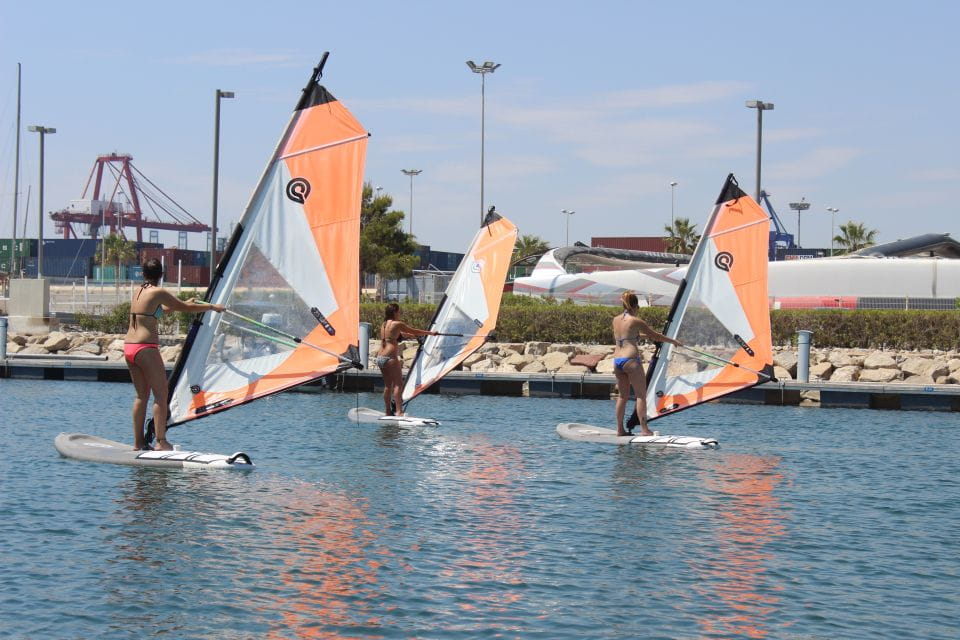 Valencia: 2-Hour Windsurfing Class - Instructor Expertise
