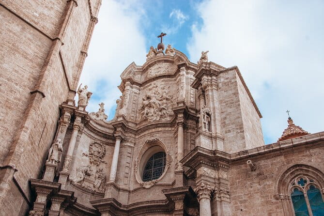 Valencia al completo en Bicicleta - Price and Logistics