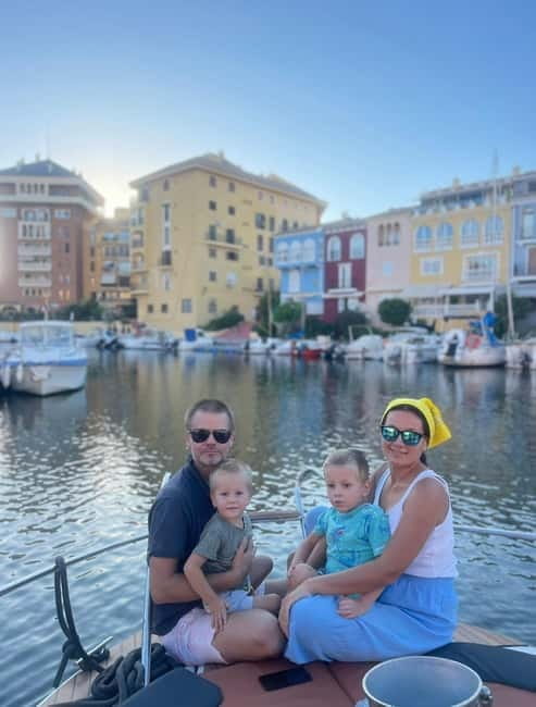 Valencia: Boat rental without license - Key Points / Takeaways