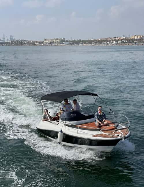 Valencia: Boat rental without license - The Practical Side: Logistics, Costs, and Tips
