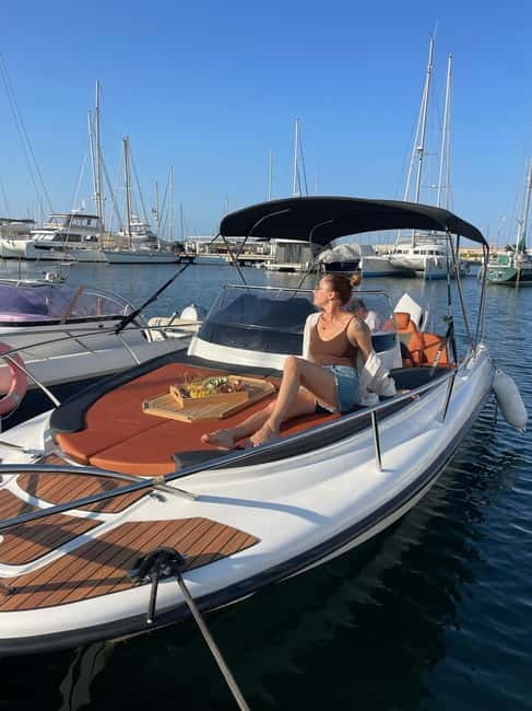 Valencia: Boat rental without license - FAQs