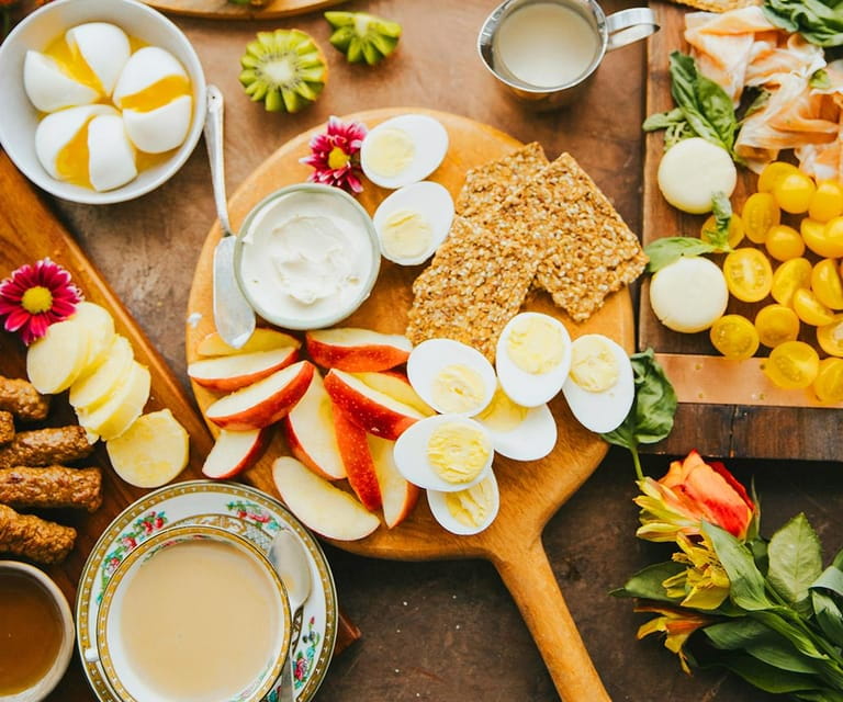 Valencia: Breakfast Brunch on a boat tour | food and drinks - Key points / Takeaways