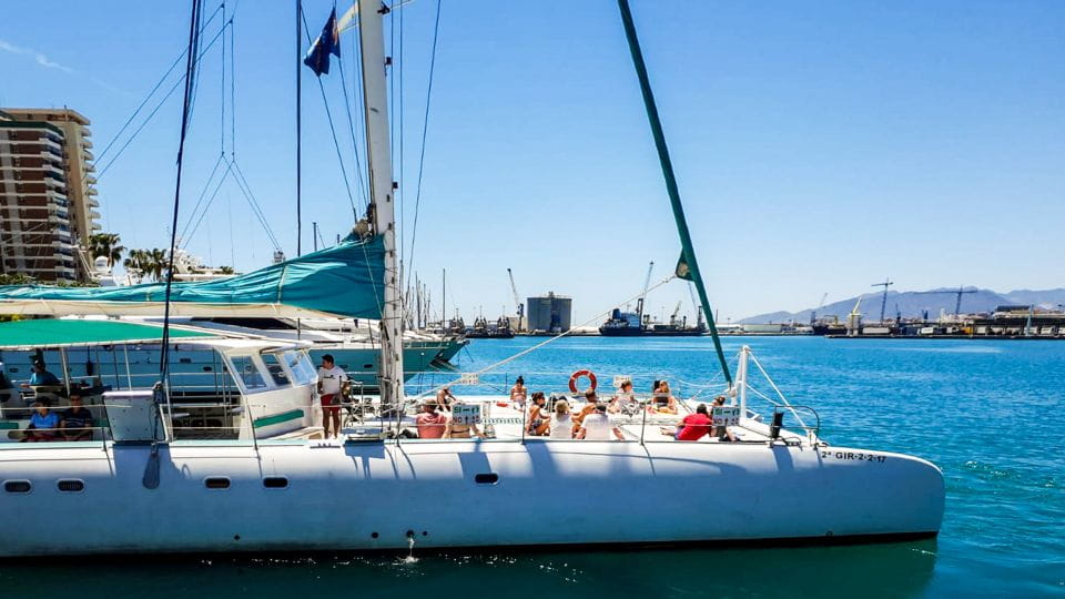 Valencia: Catamaran Cruise With Swimming & Optional DJ - Experience Highlights