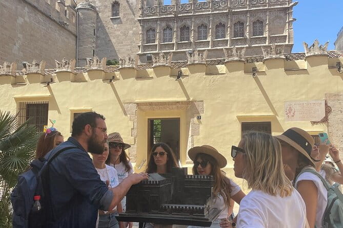 Valencia City Tour: A Treasure Hunt Experience - Who Will Get the Most Out of This Experience?