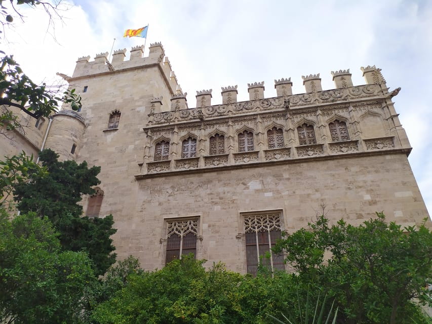 Valencia: City Walking Tour With Top Attractions - ITALIAN - Things To Know