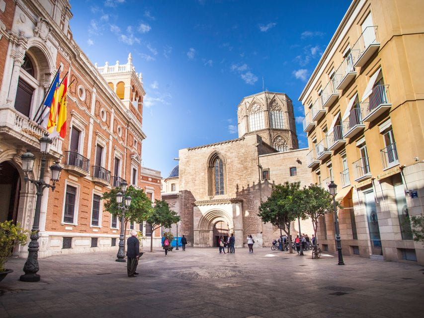 Valencia: Essentials and World Heritages Sites Walking Tour - Inclusions of the Tour
