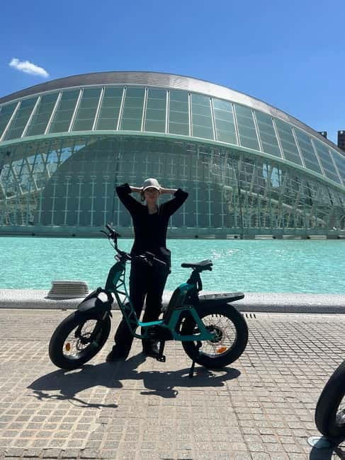 Valencia: FAT BIKE YAMAHA E-Bike Rental Experience - Key points / Takeaways