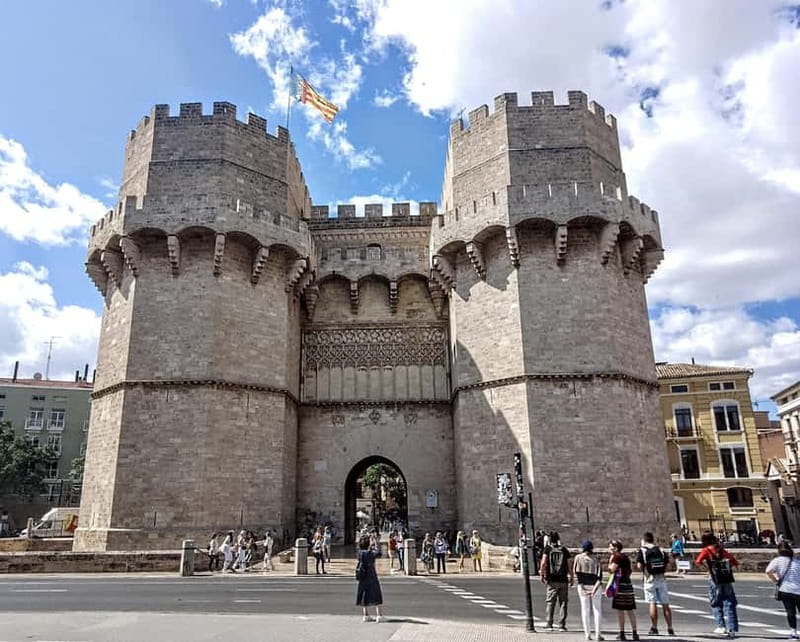 Valencia Gastronomic Bike Tour. - An Inviting Introduction to Valencia’s Historic Heart and Flavor
