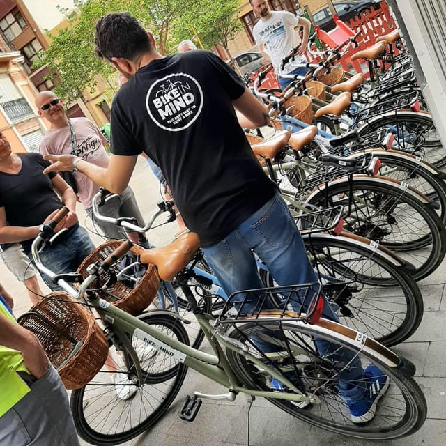 Valencia: Highlights City Tour by Bike with Local Guide - Final Thoughts