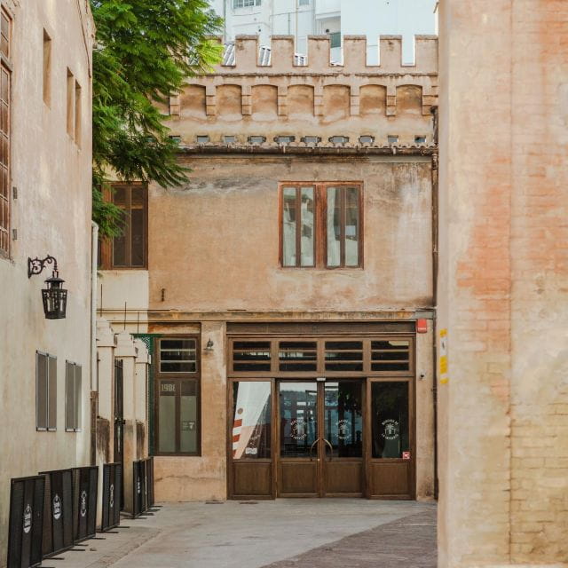 Valencia: Local Tapas Experience - Tour Highlights