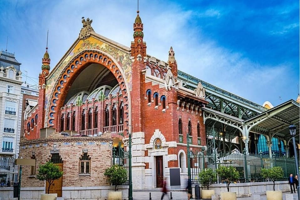 Valencia: Must-See Attractions Walking Tour - Experience and Cultural Insights