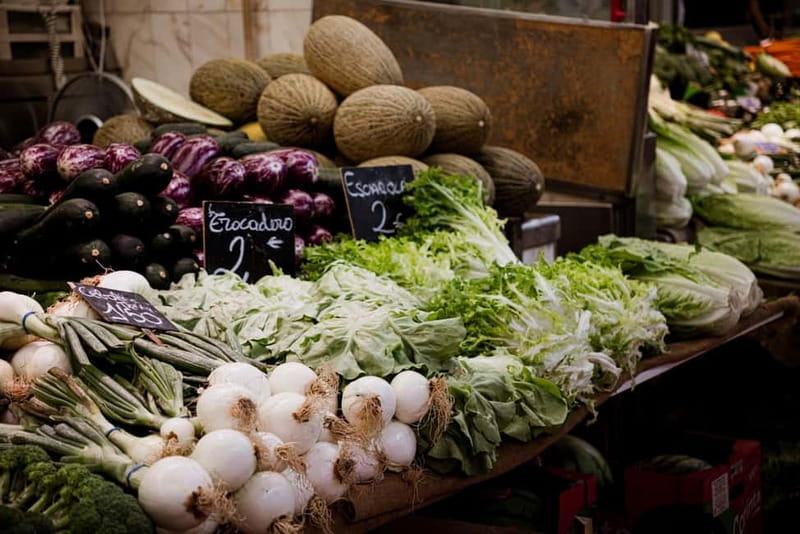 Valencia: Private City Center Highlights Tour with a Local - Value and Who It’s Best For