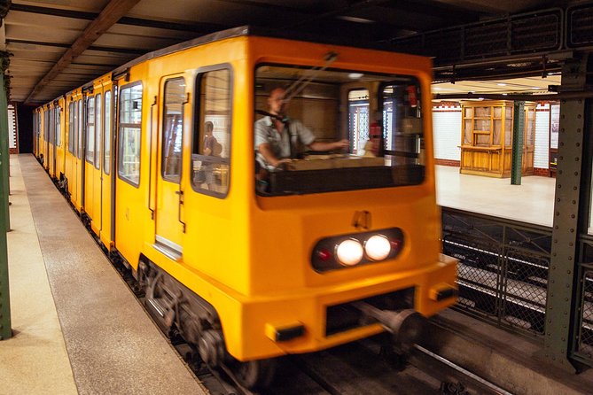 Valencia PRIVATE Highlights & Hidden Gems Tour With a Local - Eco-Friendly and Efficient