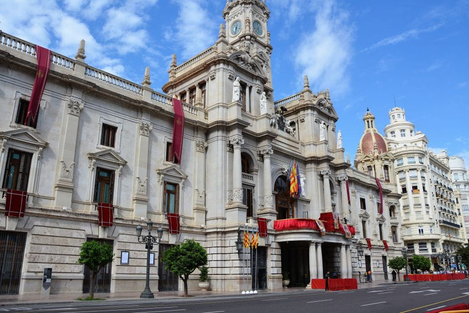 Valencia - Private Historic Walking Tour - Key Points
