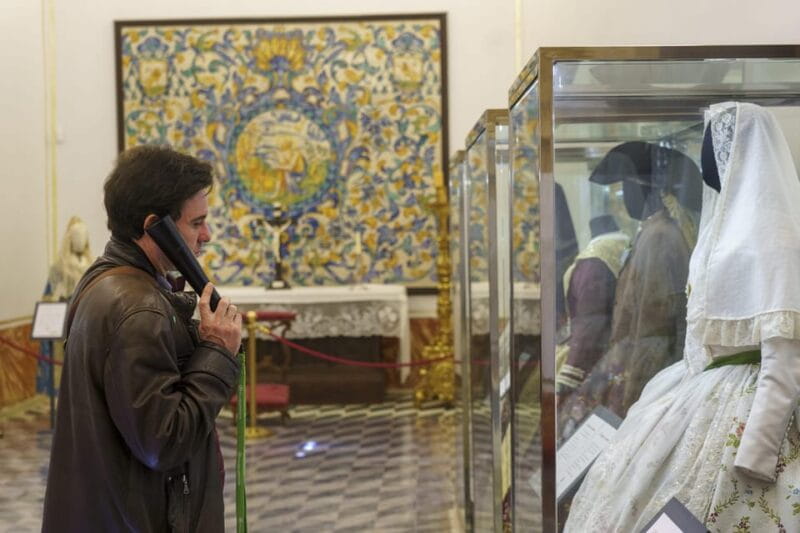 Valencia: Silk Museum Entry Ticket - FAQ