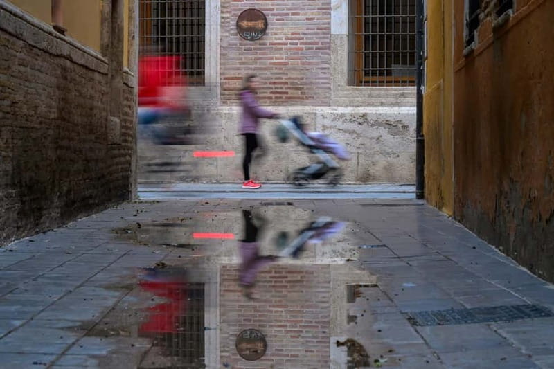 Valencia, Spain: Excellent Private Walking Photography Tour - Exploring Valencia’s Hidden Corners