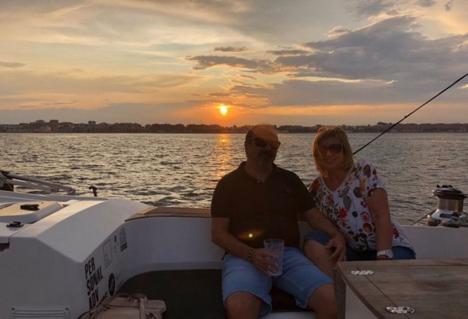 Valencia: Sunset Trip in a Sailboat With Drinks Included - Key Points