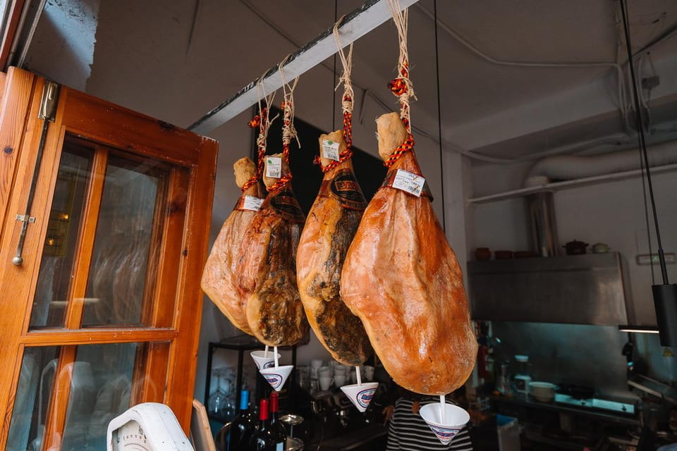 Valencia: Tapas and Drinks Evening Tour - Dietary Restrictions and Suitability