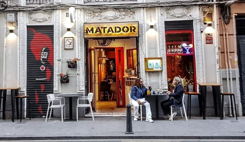 VALENCIA Tapas & Paella Gastronomic Tour - Evening Tapas at a Local Bar