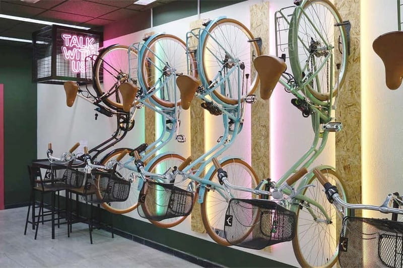 Valencia: Tapas tour + audio guide + bike all day - Discovering Valencia on Two Wheels and a Taste Bud