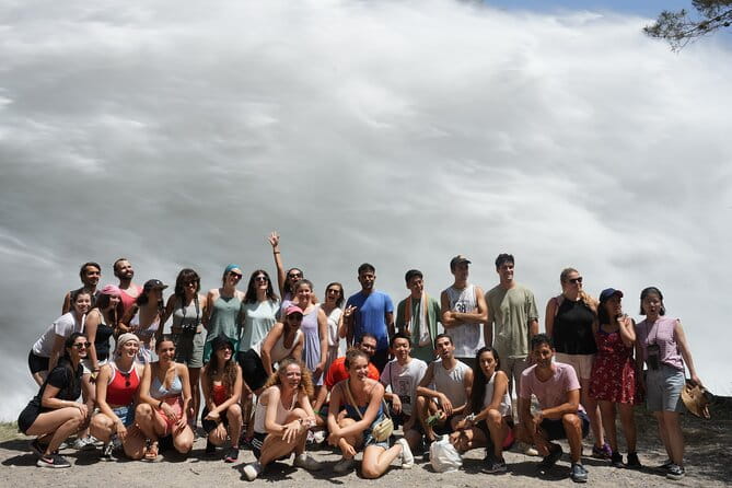 Valencia to Montanejos Rafting or Kayaking or Hiking - Entering A World of Natural Beauty: The Montanejos Day Trip