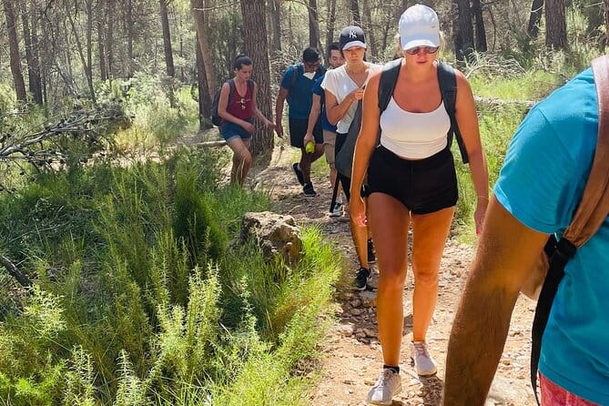 Valencia to Montanejos Rafting or Kayaking or Hiking - Frequently Asked Questions