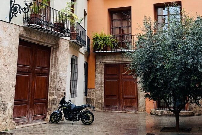 Valencia: Top 25 Highlights Guided Bike Tour - Final Thoughts