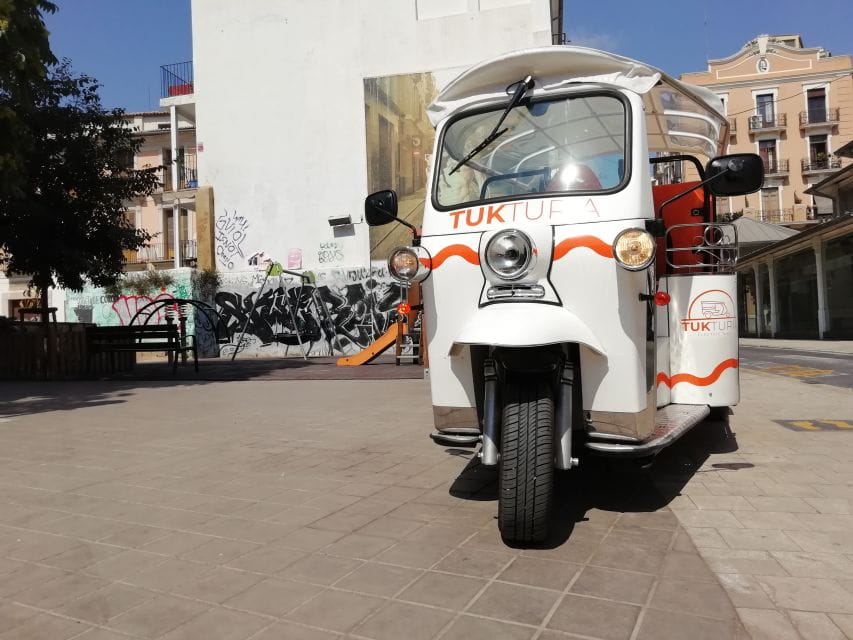 Valencia: Tuk Tuk Historical Tour - Explore Valencias Culture
