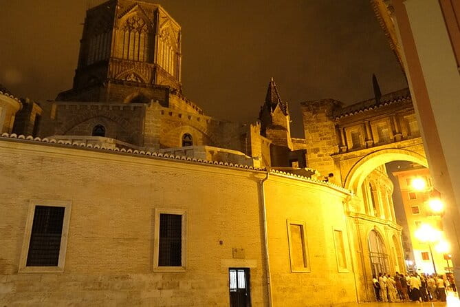 Valencia's Legends & Stories by Moonlight - Frequently Asked Questions