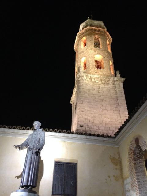 Valladolid: Private Guided Tour With Tapas and Wine Tasting - Meeting Point Information