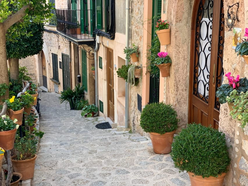 Valldemossa: Town and the Most Beautiful Viewpoints - Exploring Valldemossa