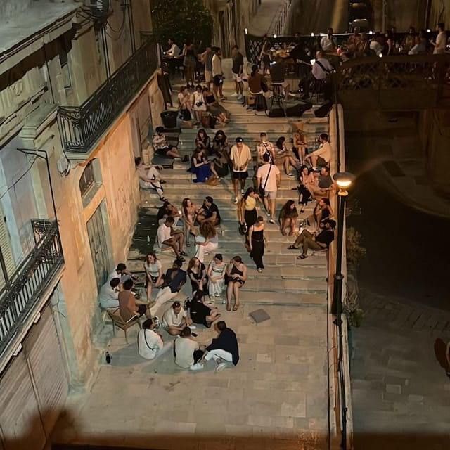 Valletta Night TOUR IN PORTUGUESE - Discover Valletta’s Nighttime Charm
