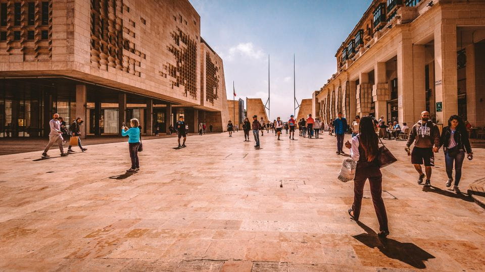 Valletta Private Guided Tour In English, French or Italian - Meeting Points and Logistics