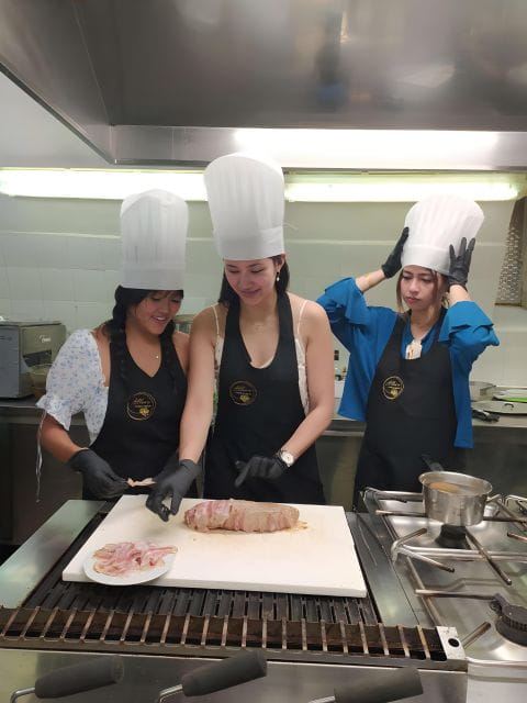 Valnerina/Pasta cooking class in a 12th century location - An Honest Look at Value and Price