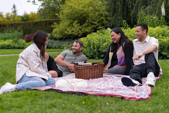 VanDusen Botanical Garden Admission Ticket - Pricing and Policies