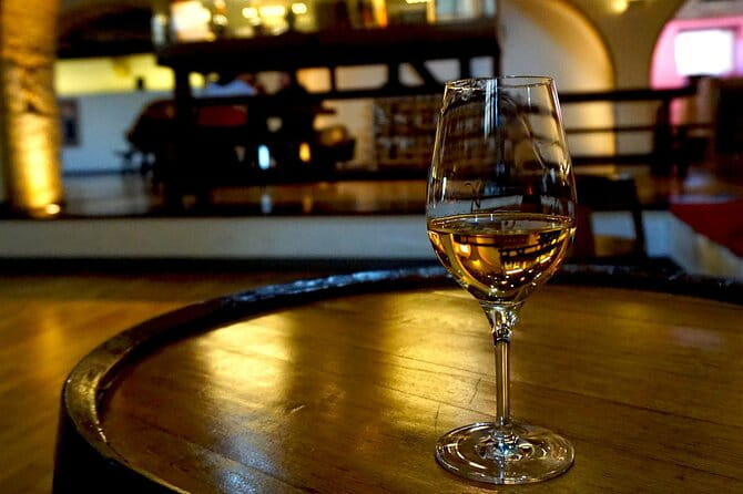 Varenna: guided Walking Tour with Wine & Food tasting - Why the Food & Wine Tasting Adds Value