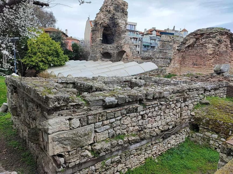 Varna Echoes: Flavors, Footsteps & Tales - Walking Through Time: Varnas’s Cultural Layers