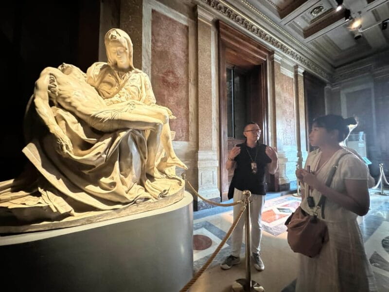 Vatican: Guided Tour in Chinese between Vatican Museums and St. Peter's Basilica - Who This Tour Suits Best