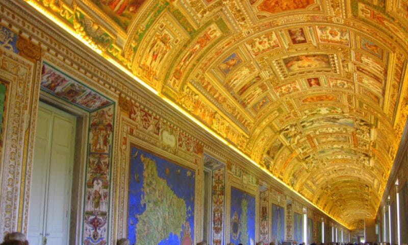 Vatican Museums: Private Tour with Sistine and St. Peter's - Price and Value