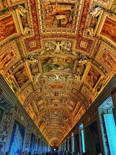 Vatican Museums & St. Peter's Basilica with Official Guide - FAQ
