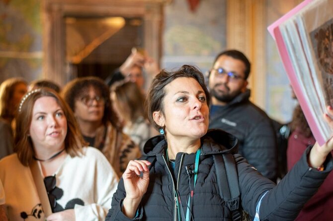 Vatican & Vatacombs Tour: Treasures of the Sistine Chapel - Meeting Point