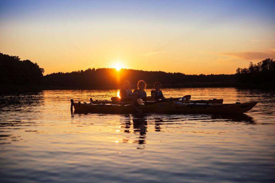 Vaxholm: Stockholm Archipelago Sunset Kayaking Tour and Fika - Relaxation and Sunset