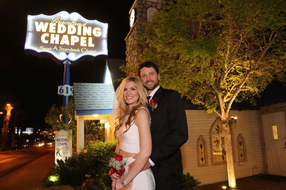 Vegas: Elvis-Themed Graceland Chapel Wedding or Vow Renewal - Allowed and Prohibited Items